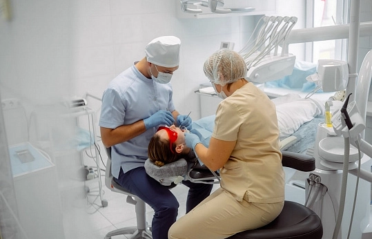 Удаление зуба простое